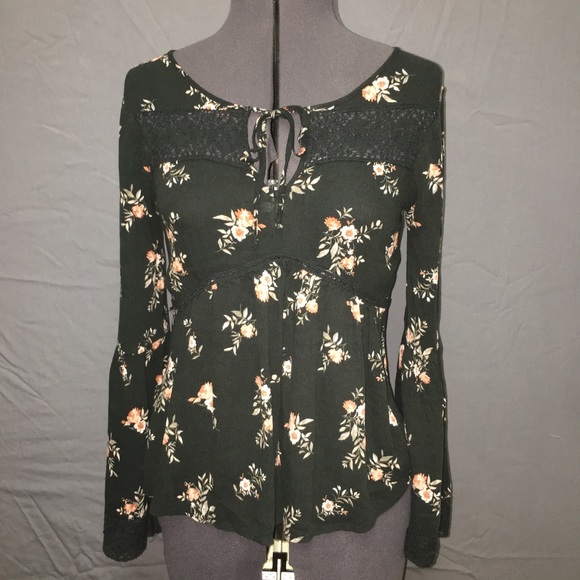 Floral Black Blouse - Picture 3 of 7